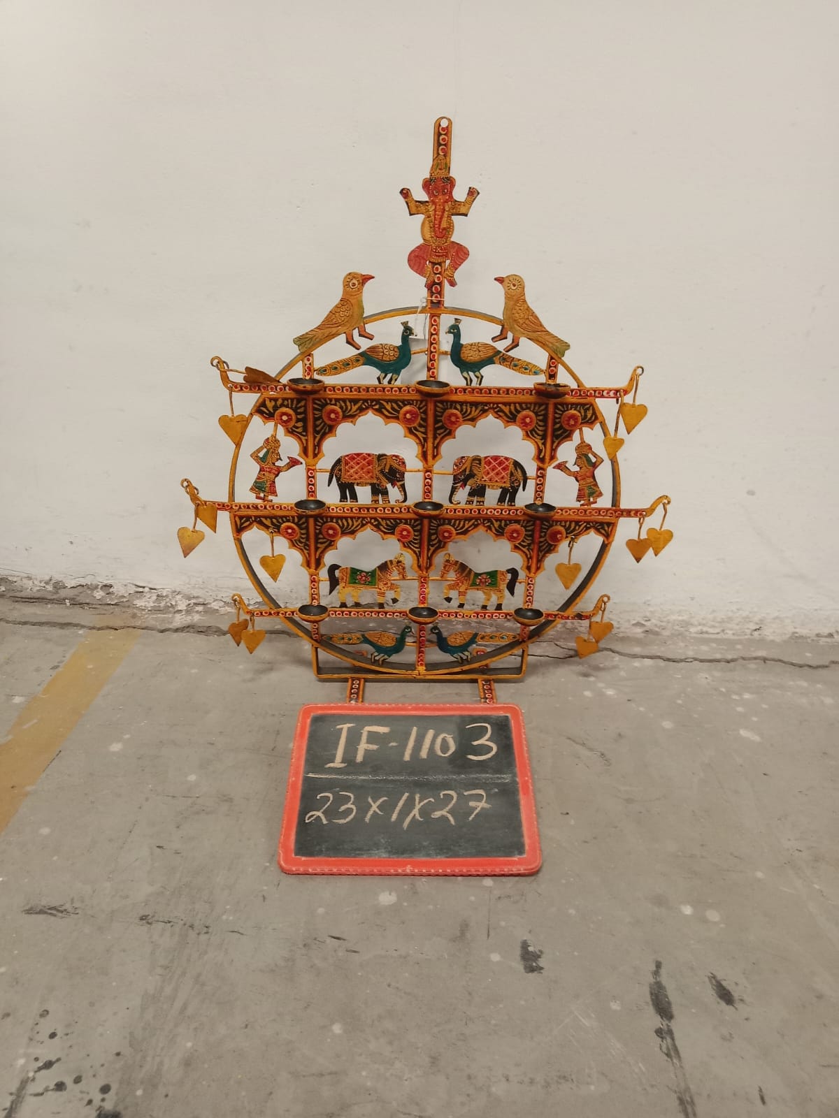 IRON PAINTED TORAN 133