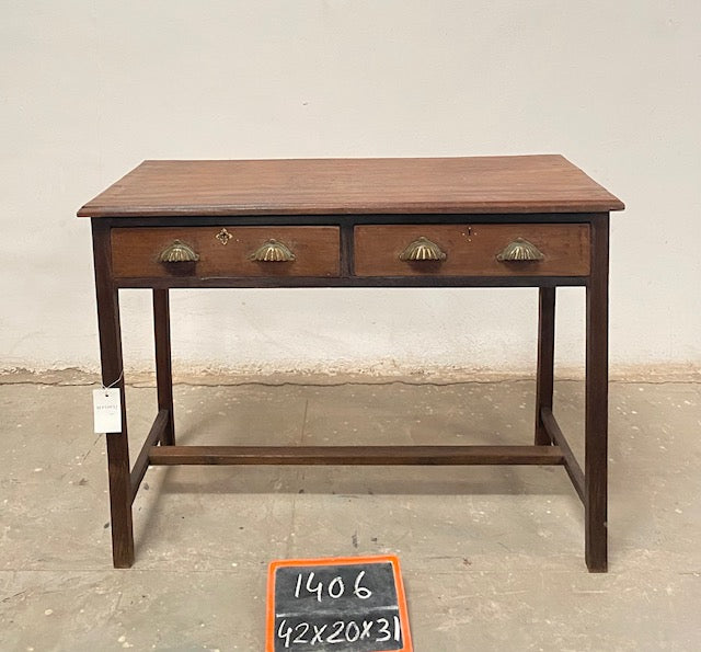 WD WRITING TABLE 037