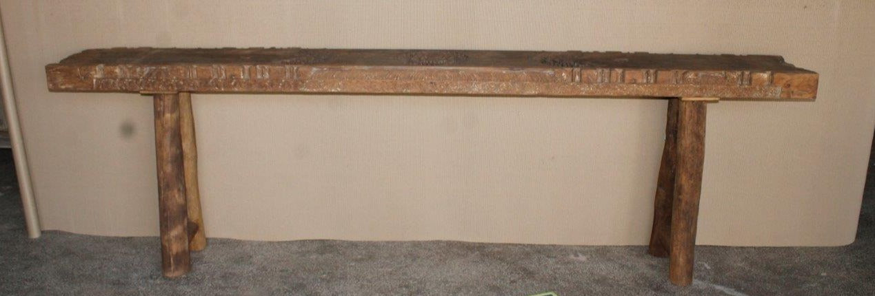 WD CONSOLE TABLE 129