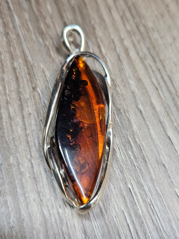 Congac Amber Pendant