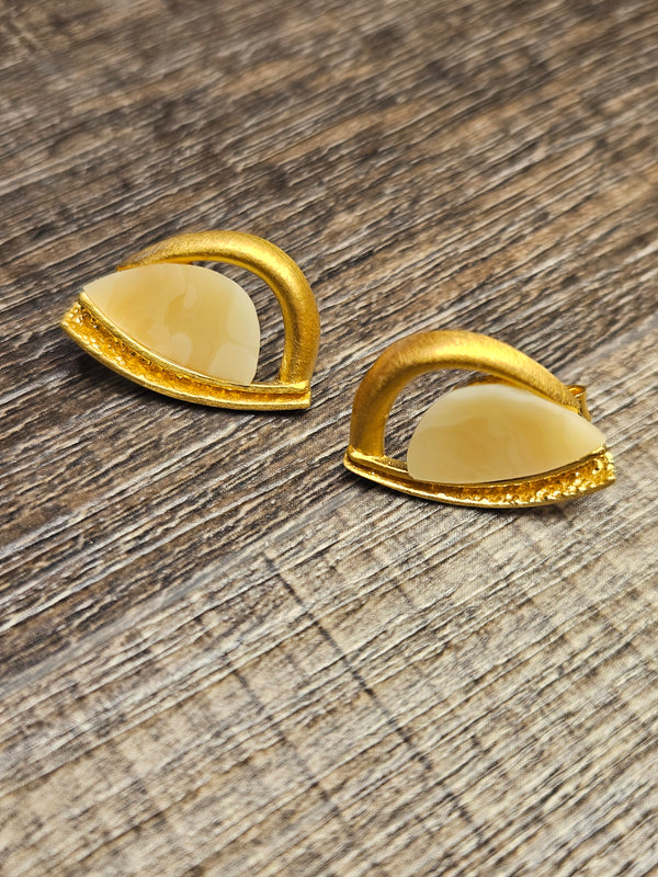 Dalia, white amber earrings, .925 gold coated