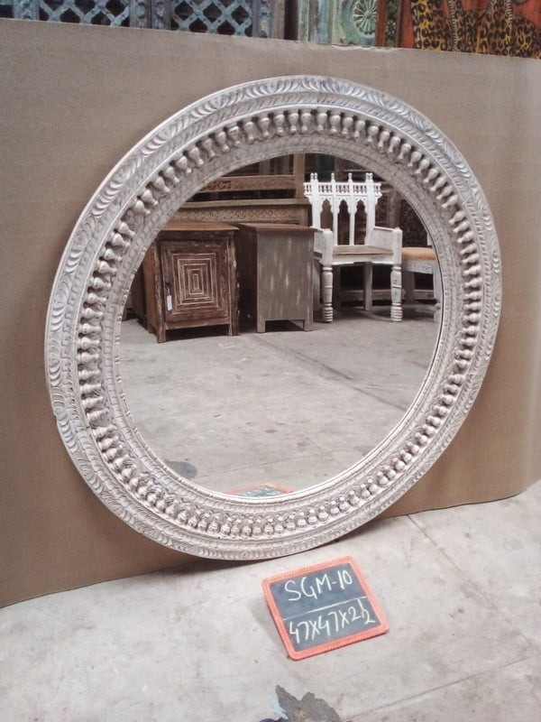 WD CARVED MIRROR FRAME 014