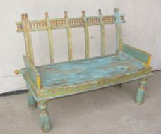 WD PAINTED BENCH 040