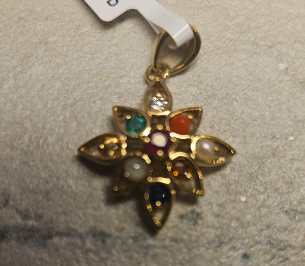 Multi Color Flower Pendant 18kt gold 536