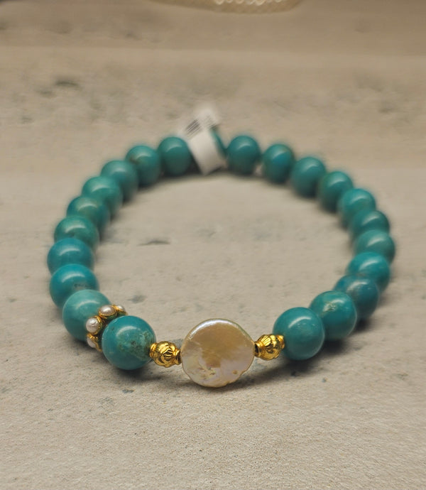 Turquoise / 18Kt gold Bracelet 563