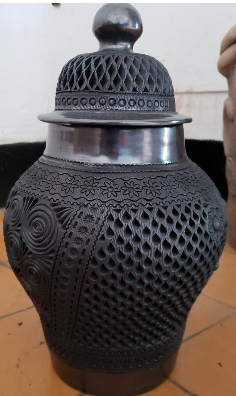 Oaxaca Blk Ginger Jar