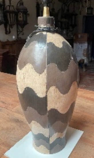 Blk Gray Ivo Burnished Wavy Lamp