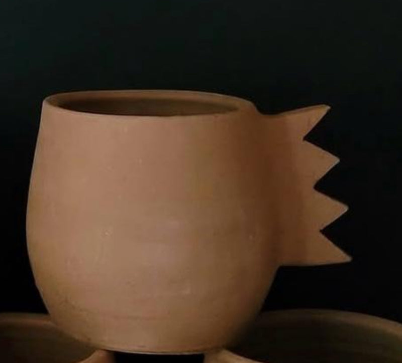 Sharp Edges Pot