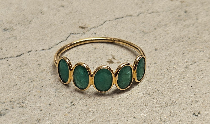 18kt Emerald Ring 235