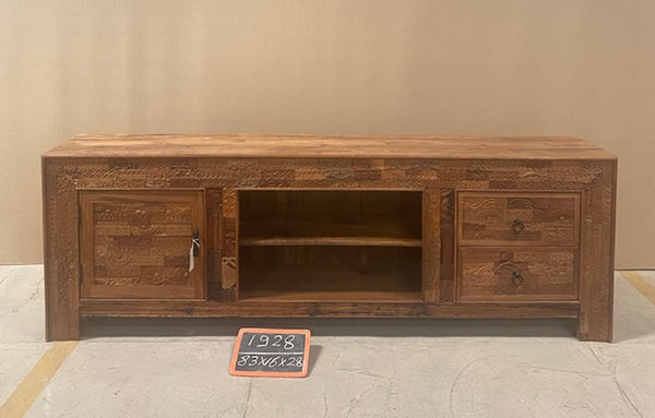 WD CARVED PLASMA STAND 079