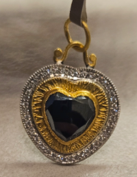 Hematite Heart Dia Pendant